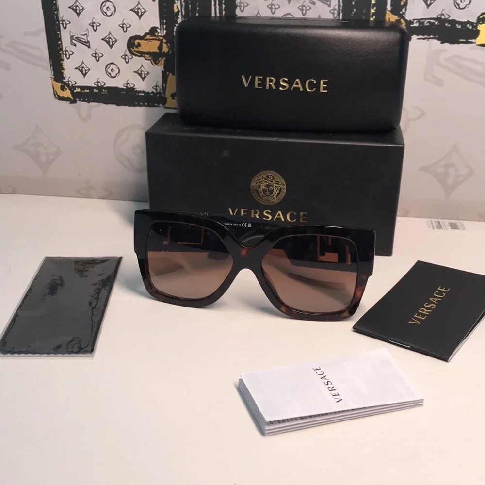 NEW AUTHENTIC Versace Tortoise Shell Sunglasses VE4402 8788 - Picture 13 of 16